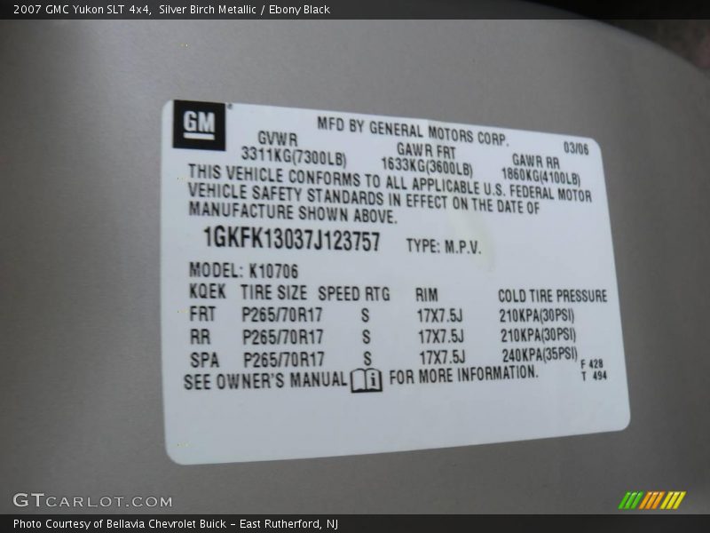 Silver Birch Metallic / Ebony Black 2007 GMC Yukon SLT 4x4