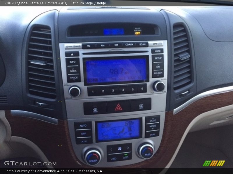 Platinum Sage / Beige 2009 Hyundai Santa Fe Limited 4WD