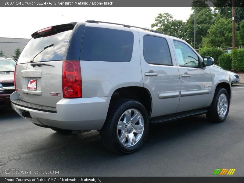 Silver Birch Metallic / Ebony Black 2007 GMC Yukon SLE 4x4