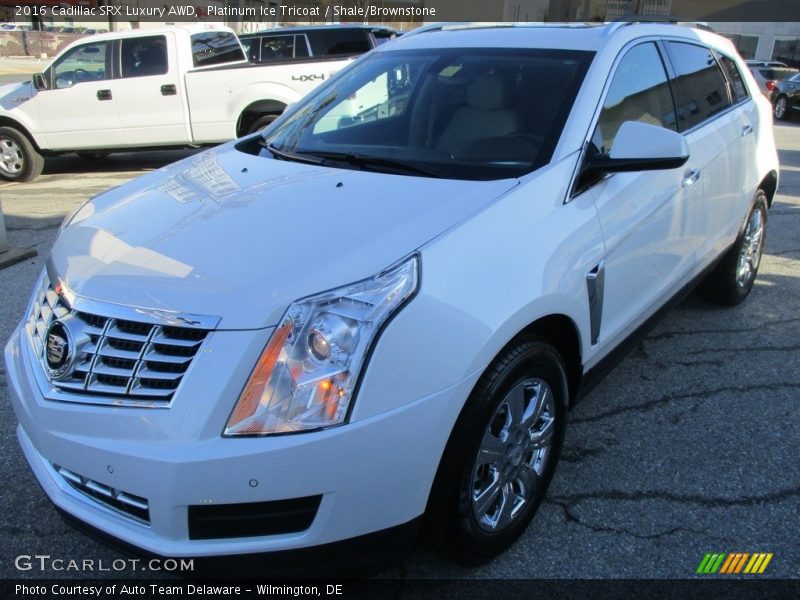 Platinum Ice Tricoat / Shale/Brownstone 2016 Cadillac SRX Luxury AWD