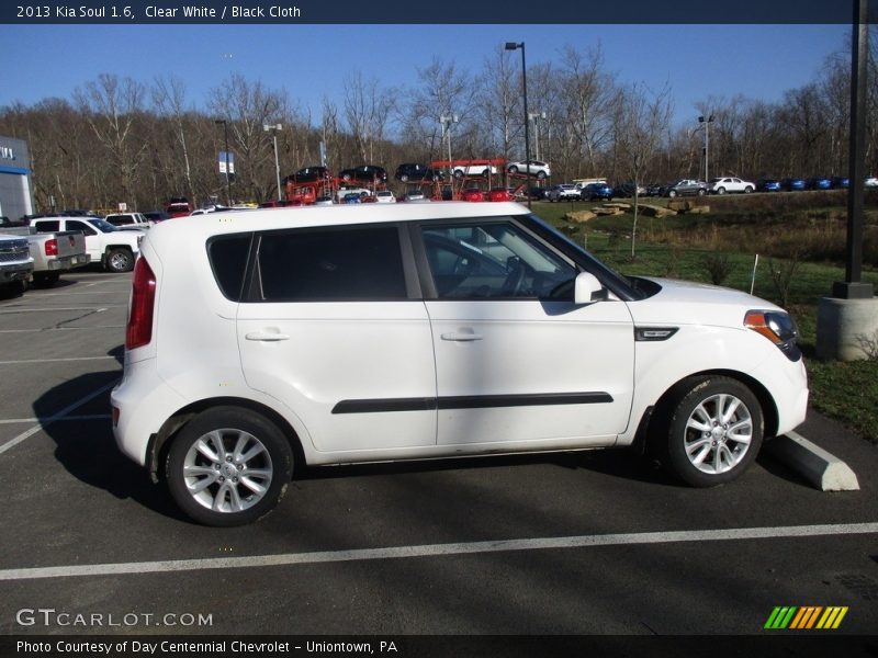 Clear White / Black Cloth 2013 Kia Soul 1.6