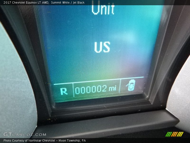 Summit White / Jet Black 2017 Chevrolet Equinox LT AWD