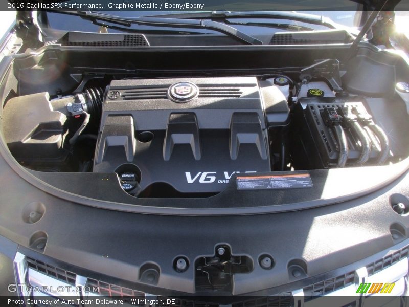 Graphite Metallic / Ebony/Ebony 2016 Cadillac SRX Performance