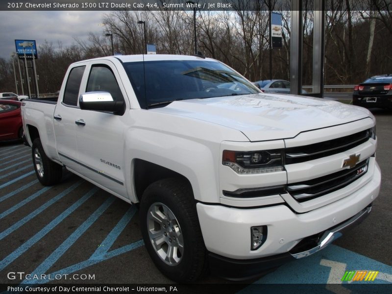Front 3/4 View of 2017 Silverado 1500 LTZ Double Cab 4x4