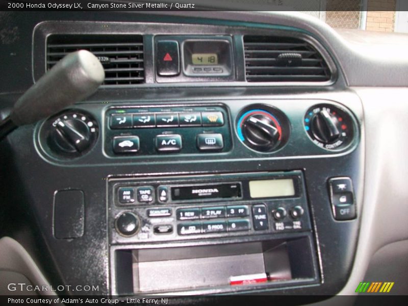 Canyon Stone Silver Metallic / Quartz 2000 Honda Odyssey LX