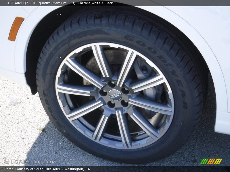 Carrara White / Black 2017 Audi Q7 3.0T quattro Premium Plus