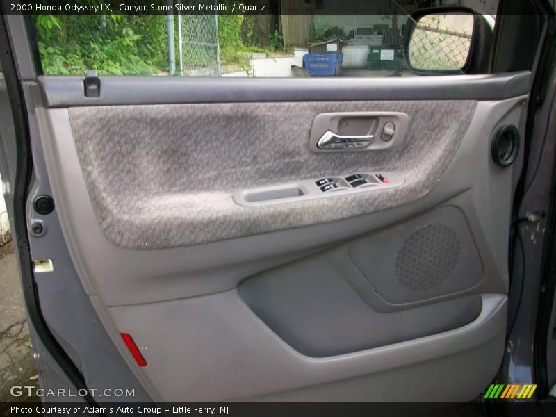 Canyon Stone Silver Metallic / Quartz 2000 Honda Odyssey LX