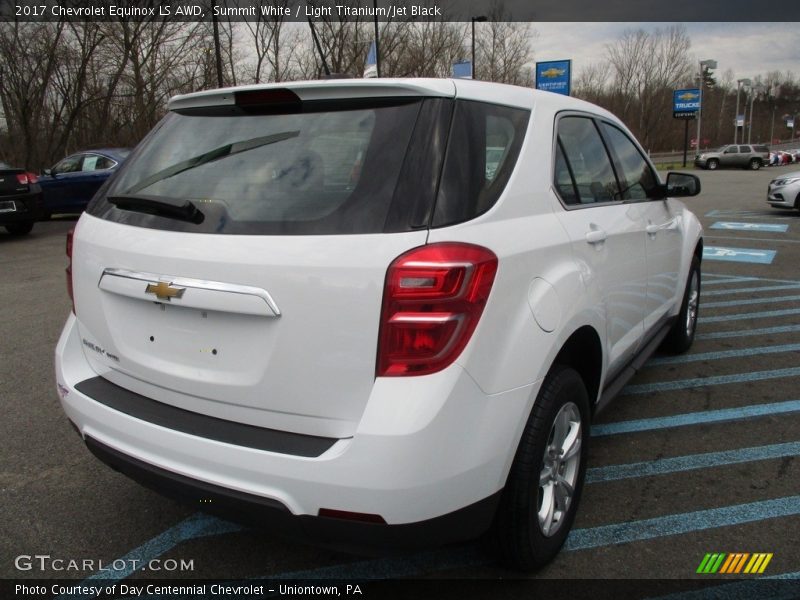 Summit White / Light Titanium/Jet Black 2017 Chevrolet Equinox LS AWD