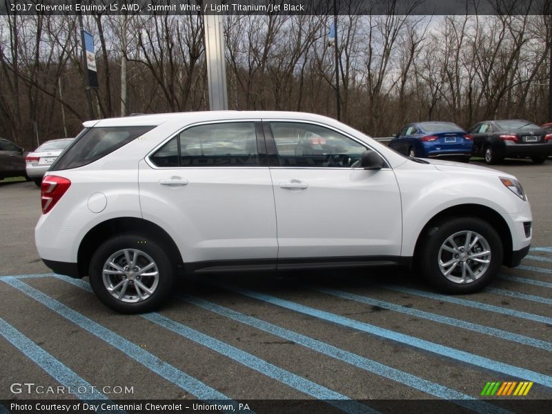 Summit White / Light Titanium/Jet Black 2017 Chevrolet Equinox LS AWD