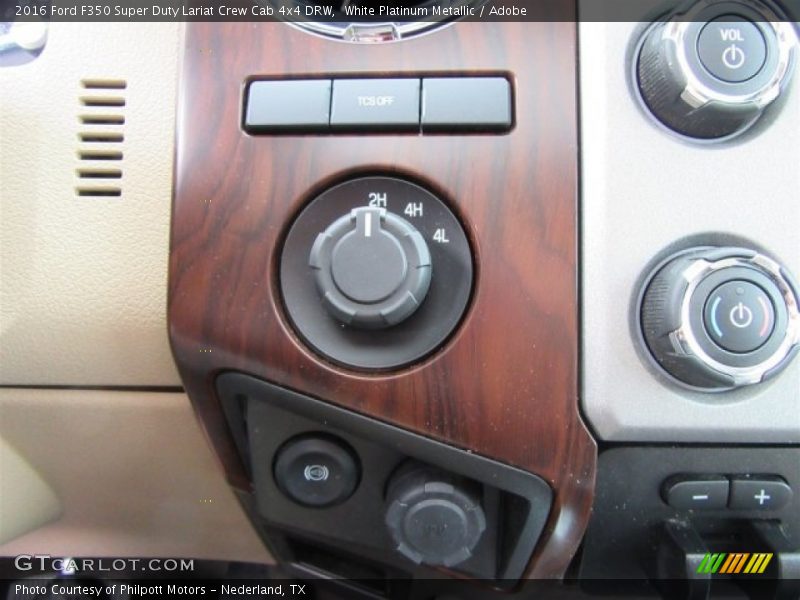 White Platinum Metallic / Adobe 2016 Ford F350 Super Duty Lariat Crew Cab 4x4 DRW