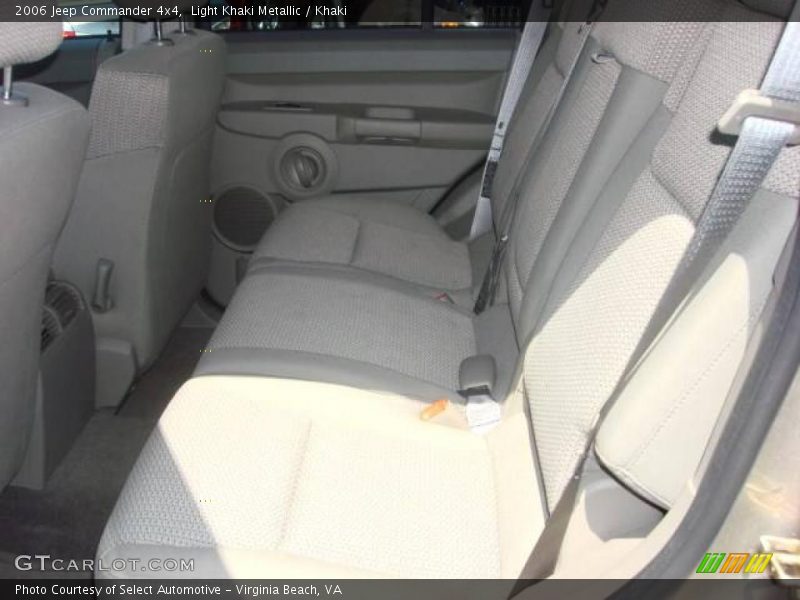 Light Khaki Metallic / Khaki 2006 Jeep Commander 4x4