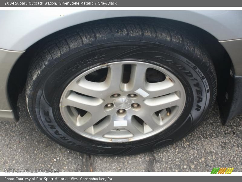 Silver Stone Metallic / Gray/Black 2004 Subaru Outback Wagon