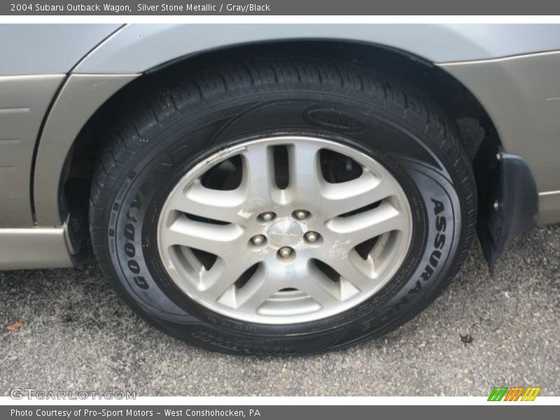 Silver Stone Metallic / Gray/Black 2004 Subaru Outback Wagon