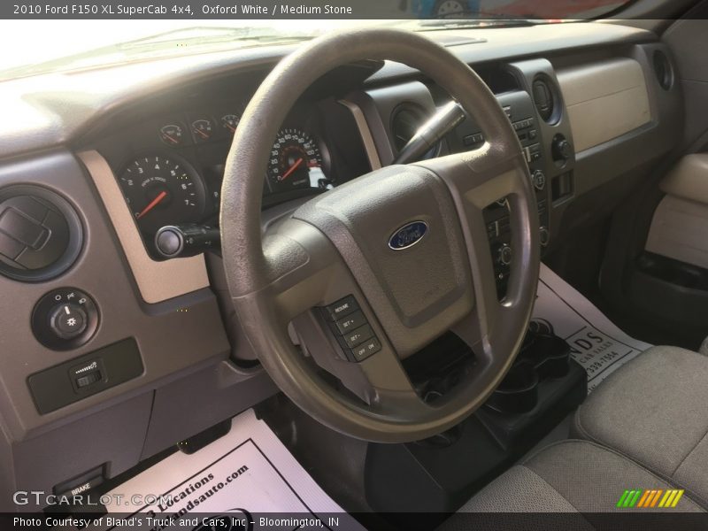 Oxford White / Medium Stone 2010 Ford F150 XL SuperCab 4x4