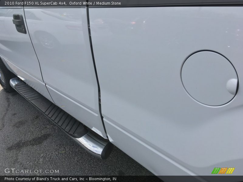 Oxford White / Medium Stone 2010 Ford F150 XL SuperCab 4x4