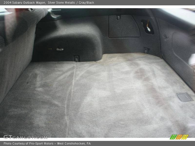 Silver Stone Metallic / Gray/Black 2004 Subaru Outback Wagon