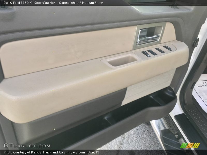 Oxford White / Medium Stone 2010 Ford F150 XL SuperCab 4x4