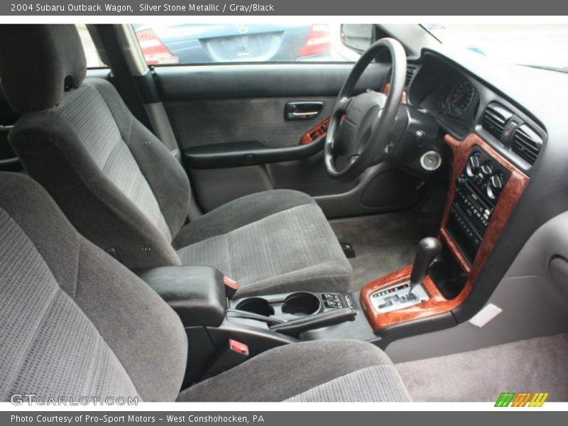 Silver Stone Metallic / Gray/Black 2004 Subaru Outback Wagon