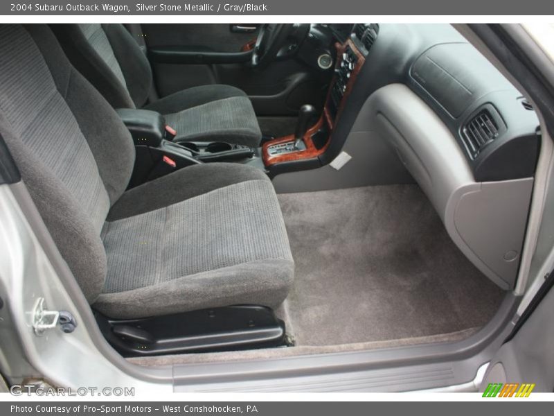 Silver Stone Metallic / Gray/Black 2004 Subaru Outback Wagon