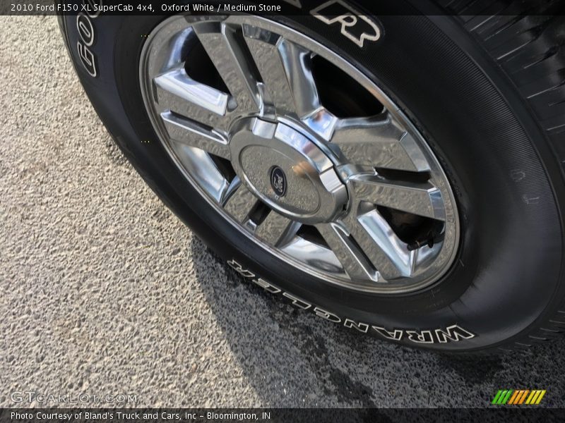 Oxford White / Medium Stone 2010 Ford F150 XL SuperCab 4x4