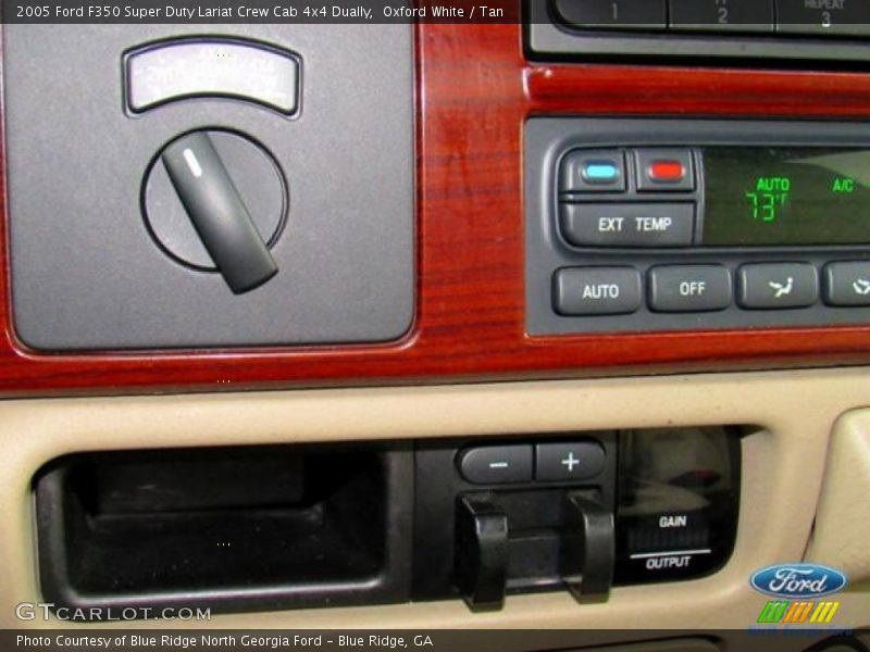 Oxford White / Tan 2005 Ford F350 Super Duty Lariat Crew Cab 4x4 Dually