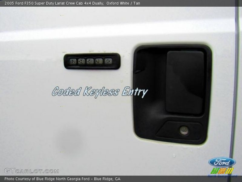 Oxford White / Tan 2005 Ford F350 Super Duty Lariat Crew Cab 4x4 Dually
