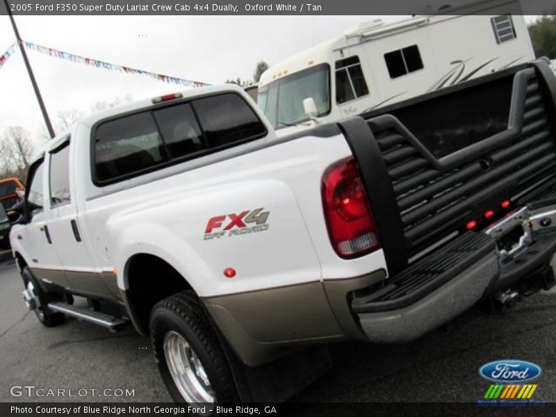Oxford White / Tan 2005 Ford F350 Super Duty Lariat Crew Cab 4x4 Dually