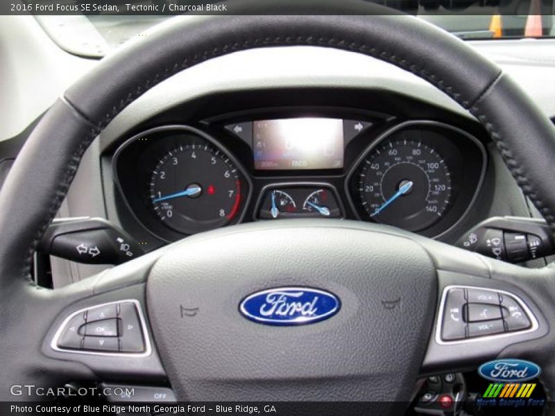 Tectonic / Charcoal Black 2016 Ford Focus SE Sedan