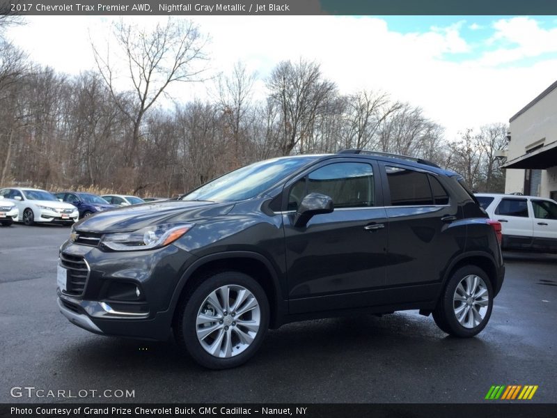 Front 3/4 View of 2017 Trax Premier AWD
