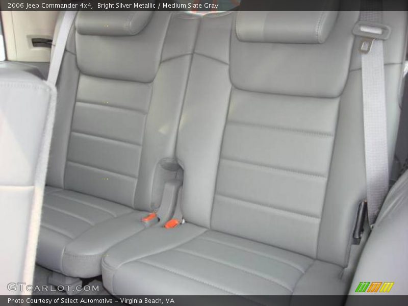 Bright Silver Metallic / Medium Slate Gray 2006 Jeep Commander 4x4