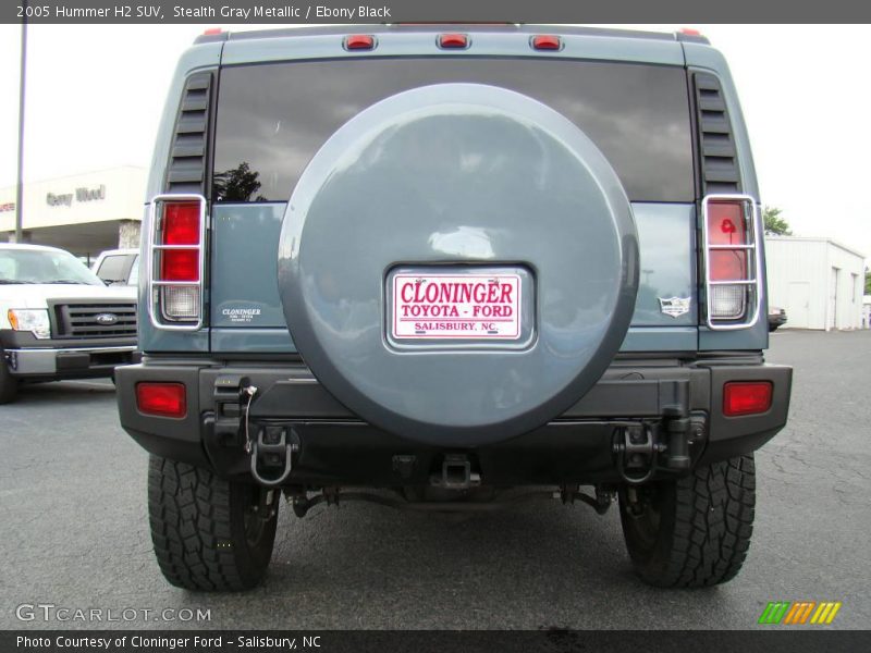 Stealth Gray Metallic / Ebony Black 2005 Hummer H2 SUV