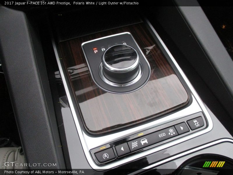Polaris White / Light Oyster w/Pistachio 2017 Jaguar F-PACE 35t AWD Prestige