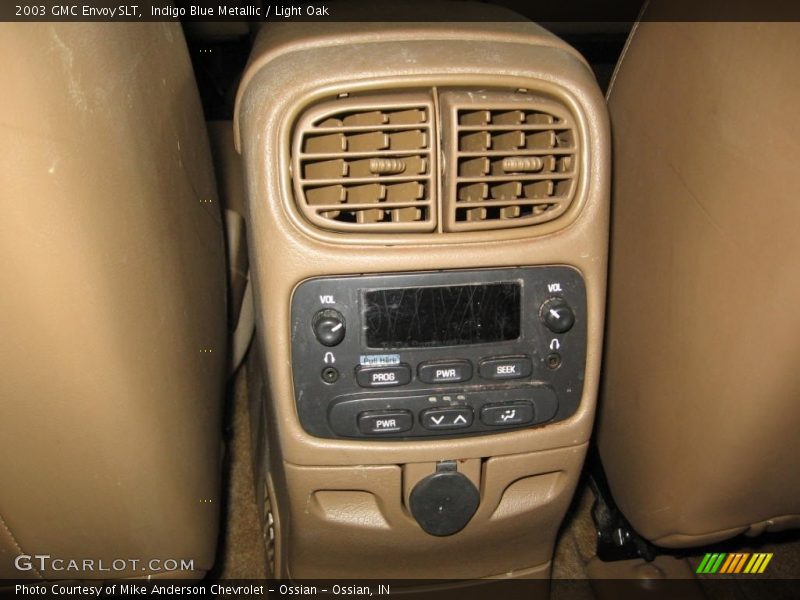 Indigo Blue Metallic / Light Oak 2003 GMC Envoy SLT