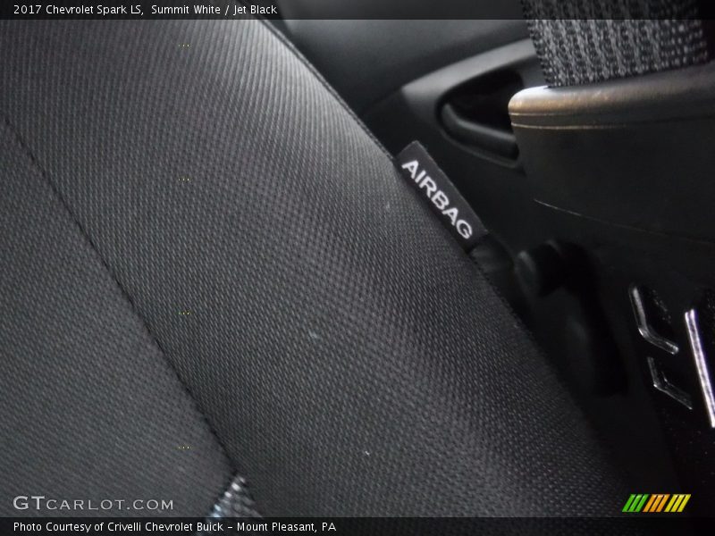 Summit White / Jet Black 2017 Chevrolet Spark LS