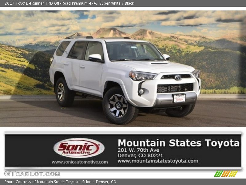 Super White / Black 2017 Toyota 4Runner TRD Off-Road Premium 4x4
