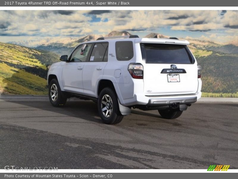 Super White / Black 2017 Toyota 4Runner TRD Off-Road Premium 4x4