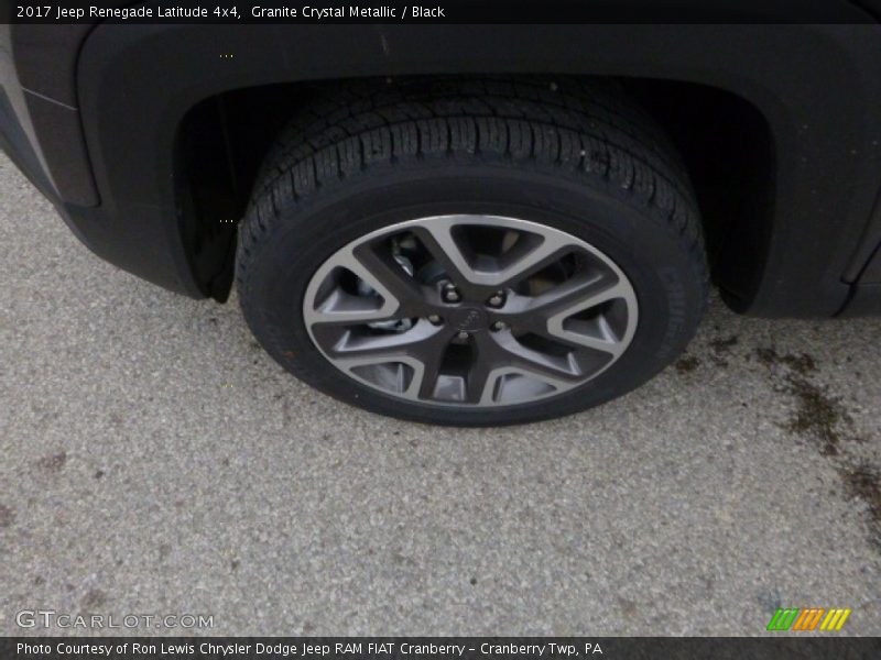 Granite Crystal Metallic / Black 2017 Jeep Renegade Latitude 4x4