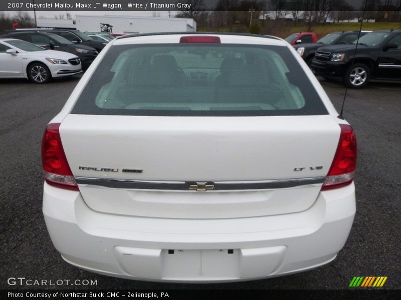 White / Titanium Gray 2007 Chevrolet Malibu Maxx LT Wagon