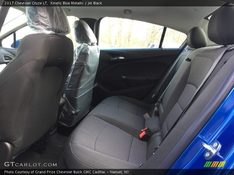 Kinetic Blue Metallic / Jet Black 2017 Chevrolet Cruze LT