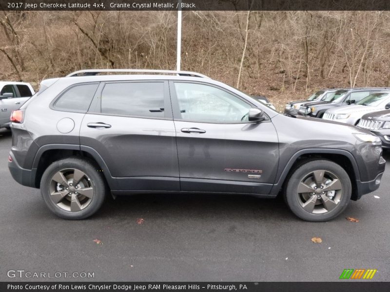 Granite Crystal Metallic / Black 2017 Jeep Cherokee Latitude 4x4