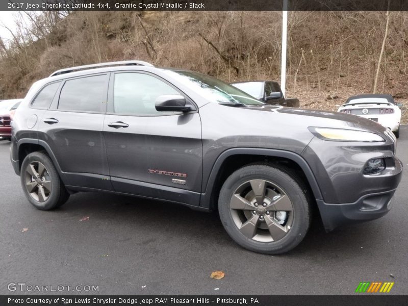 Granite Crystal Metallic / Black 2017 Jeep Cherokee Latitude 4x4