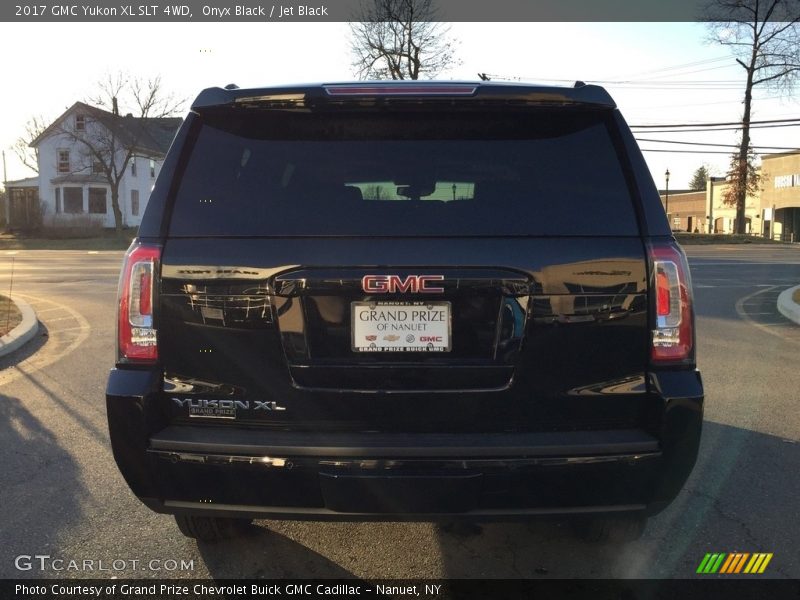 Onyx Black / Jet Black 2017 GMC Yukon XL SLT 4WD