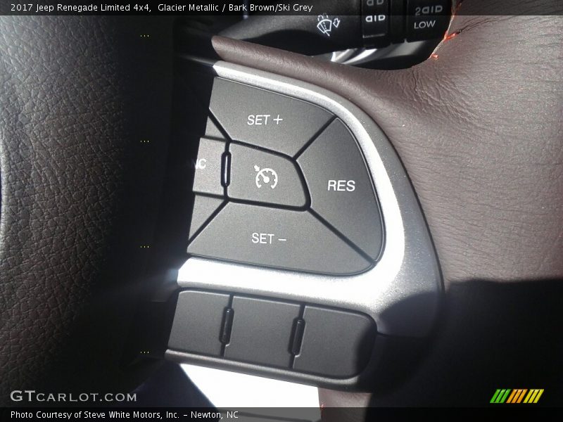 Glacier Metallic / Bark Brown/Ski Grey 2017 Jeep Renegade Limited 4x4