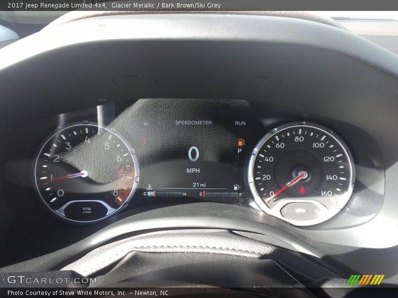 Glacier Metallic / Bark Brown/Ski Grey 2017 Jeep Renegade Limited 4x4