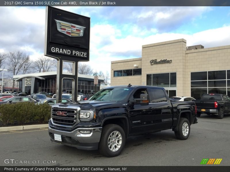 Onyx Black / Jet Black 2017 GMC Sierra 1500 SLE Crew Cab 4WD