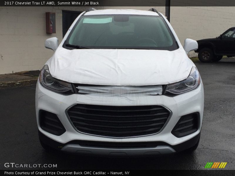 Summit White / Jet Black 2017 Chevrolet Trax LT AWD