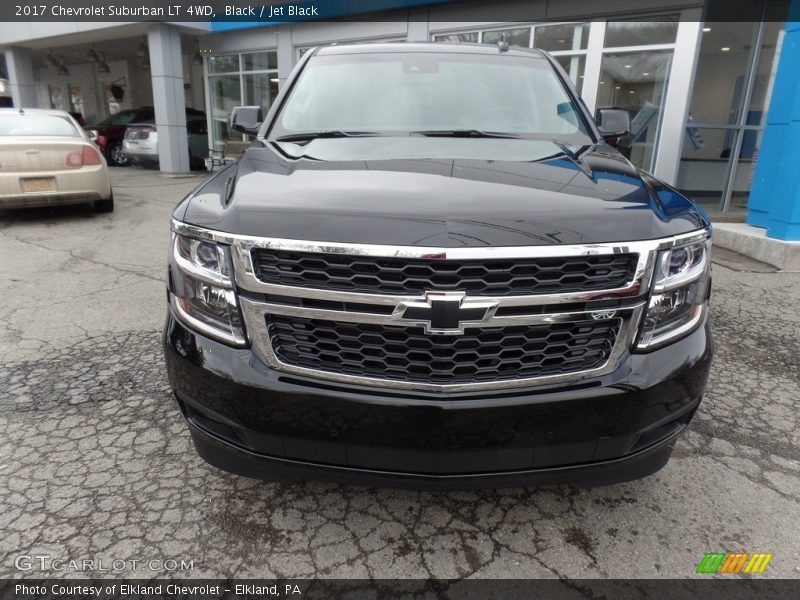 Black / Jet Black 2017 Chevrolet Suburban LT 4WD