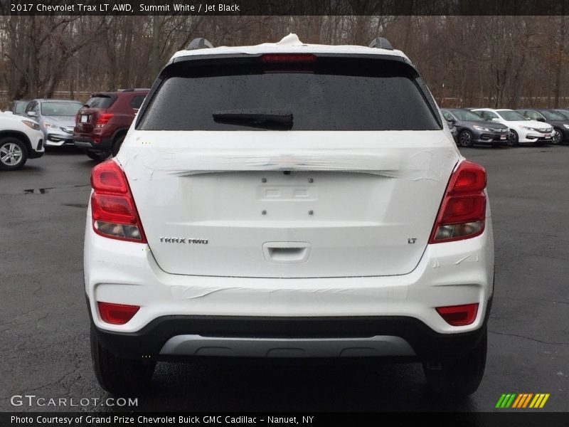 Summit White / Jet Black 2017 Chevrolet Trax LT AWD