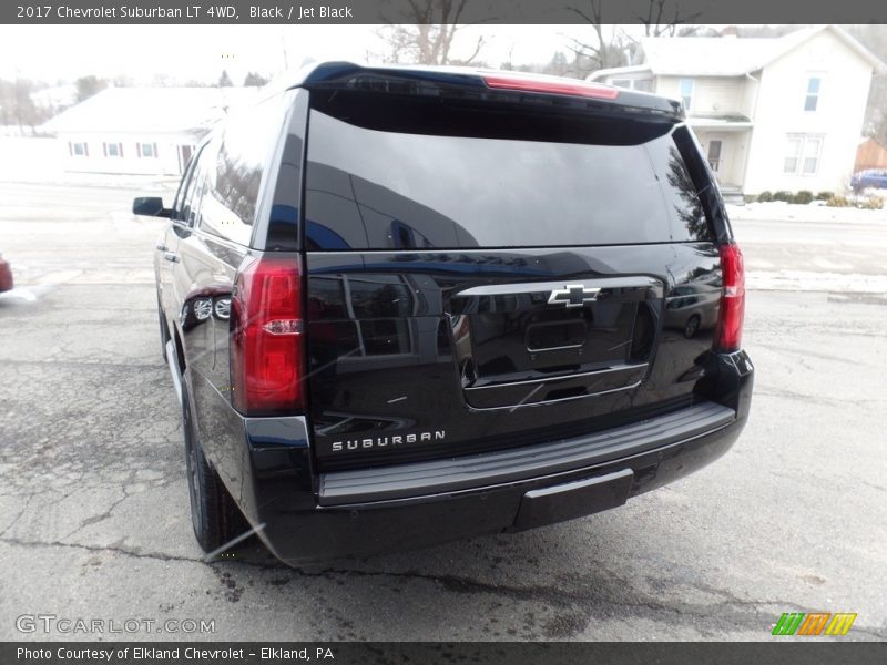 Black / Jet Black 2017 Chevrolet Suburban LT 4WD
