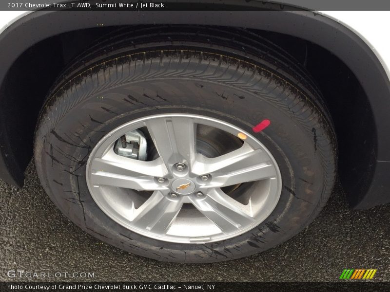 Summit White / Jet Black 2017 Chevrolet Trax LT AWD